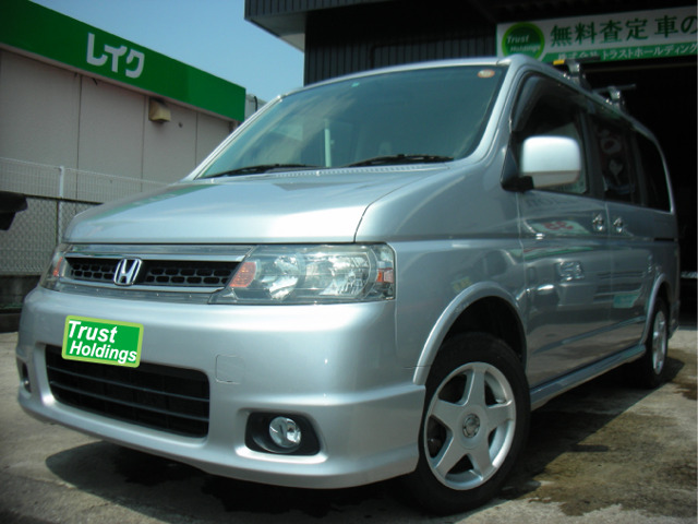 ステップワゴン 2003の画像